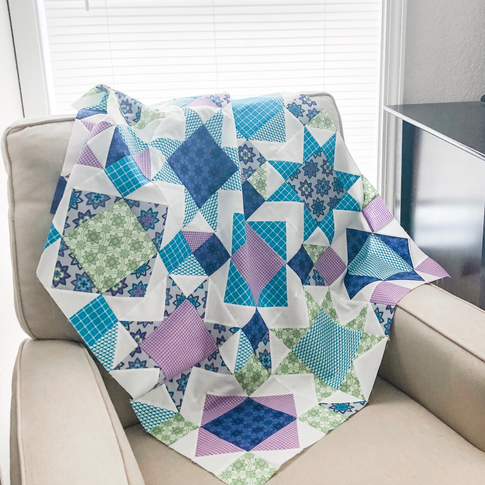 Baby Square Burst Quilt Top - UNFINISHED